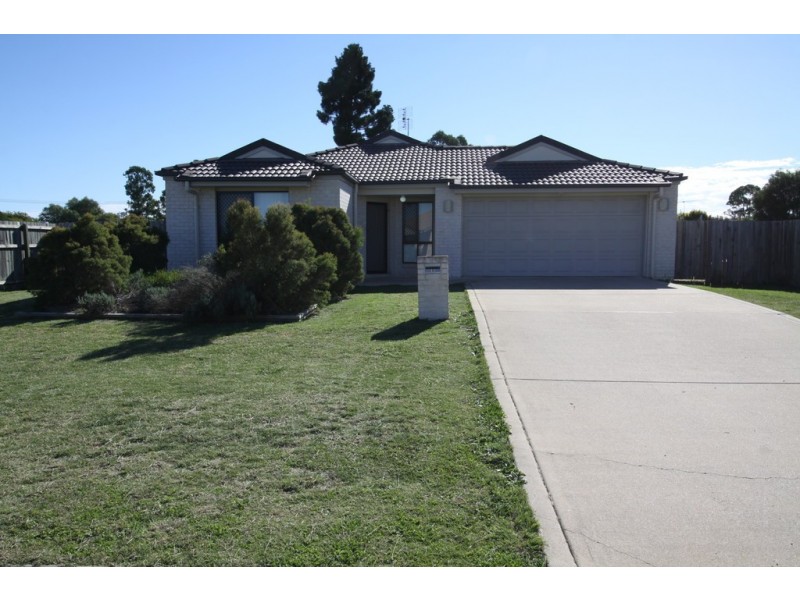 1 Oasis Drive, Kingaroy QLD 4610