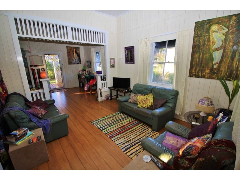 7 Gladys Street, Kingaroy QLD 4610