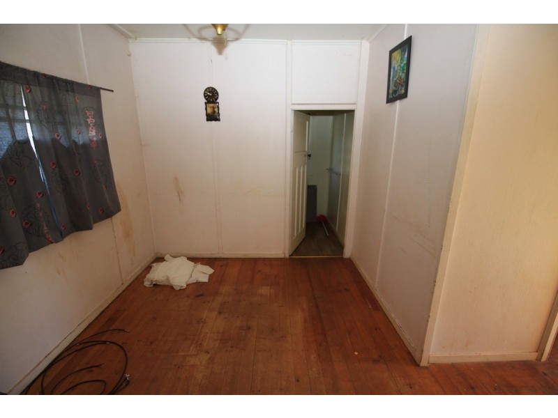 5 Gladys St, Kingaroy QLD 4610