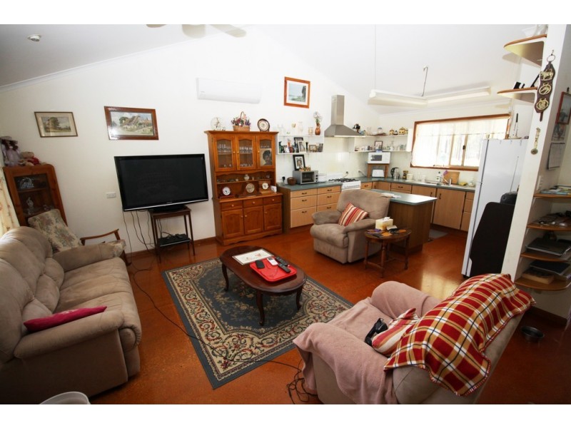 219 NANANGO TARONG ROAD, South Nanango QLD 4615
