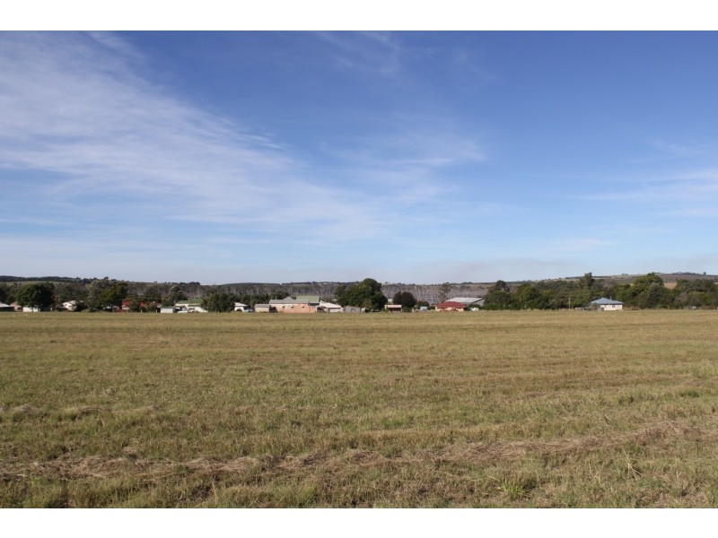 Wooroolin QLD 4608