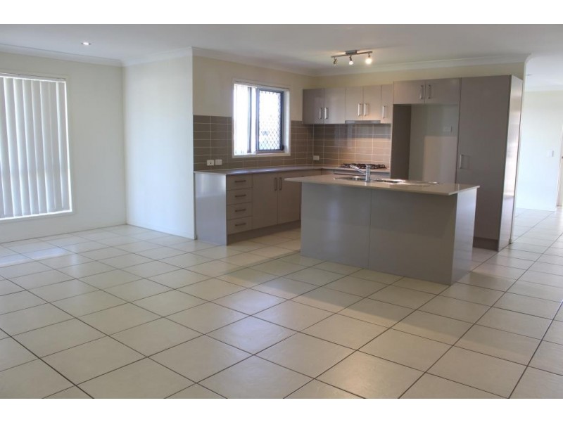 36 Parkside Drive, Kingaroy QLD 4610