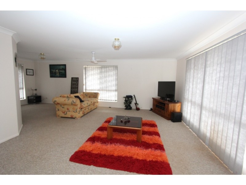 50 Cowie Drive, Kingaroy QLD 4610