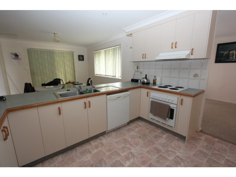 50 Cowie Drive, Kingaroy QLD 4610