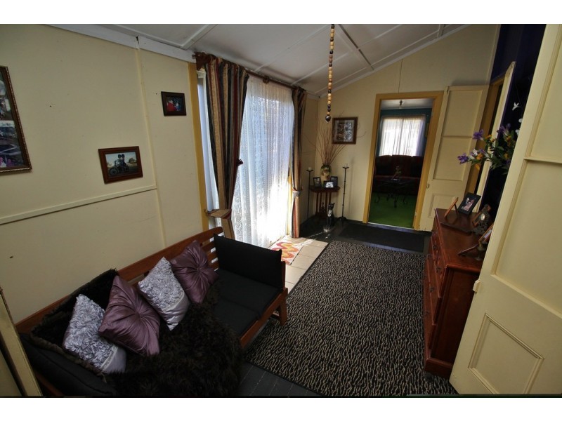 6 Alice Street, Kingaroy QLD 4610