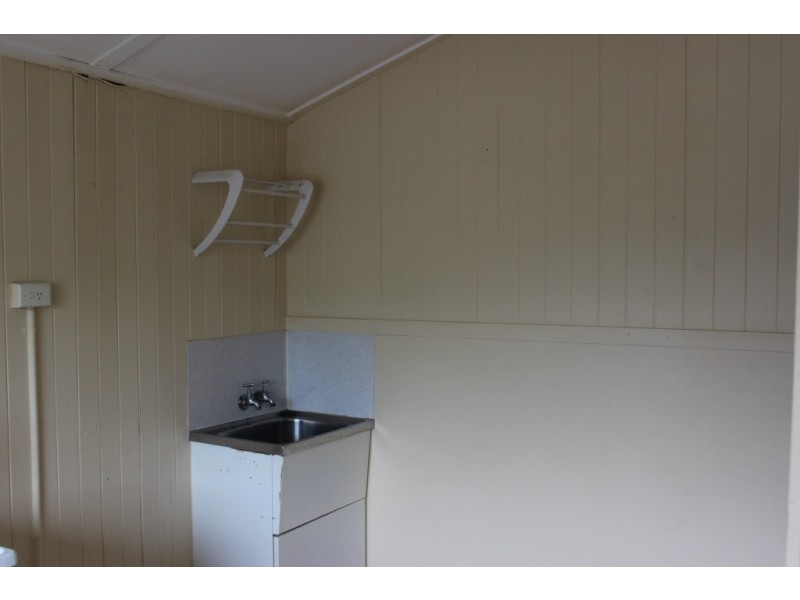 1/281 Haly Street, Kingaroy QLD 4610