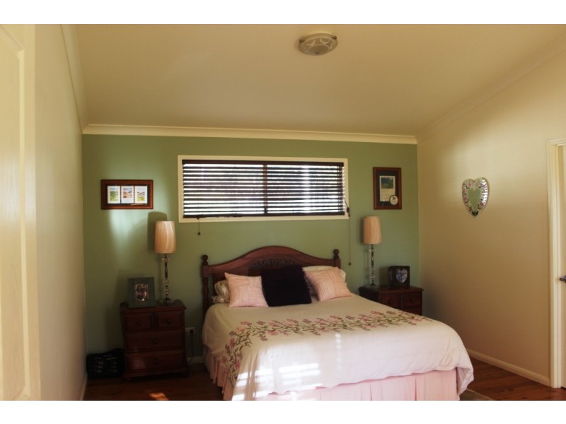 14 Julie Street, Kingaroy QLD 4610