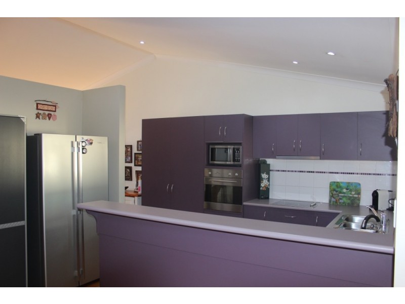 14a Julie Street, Kingaroy QLD 4610