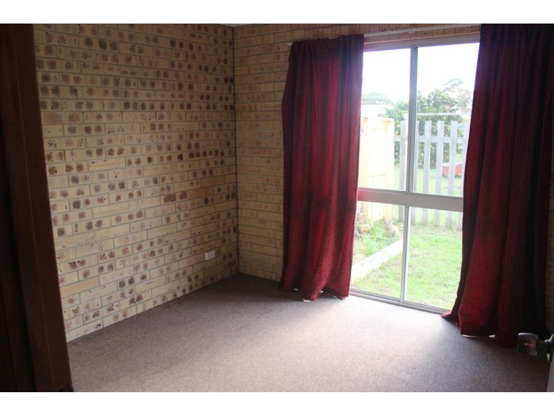 Unit 11/88 Walter Road, Kingaroy QLD 4610