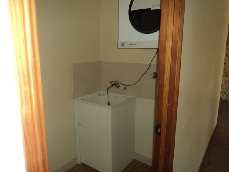 Unit 11/88 Walter Road, Kingaroy QLD 4610