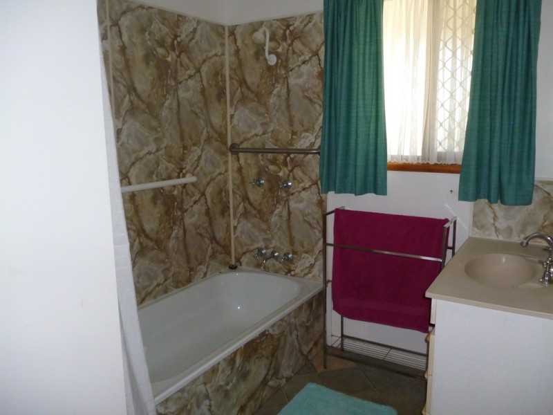 3 Web Street, Hivesville QLD 4612