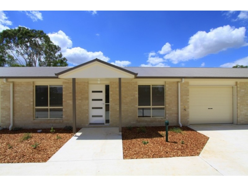 41-43 Wickham Street, Nanango QLD 4615