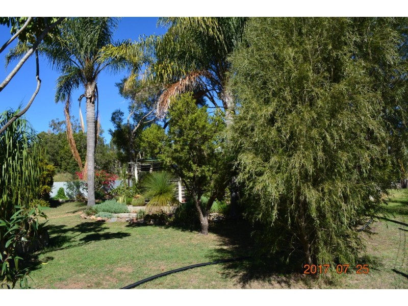 1 Main Street, Hivesville QLD 4612