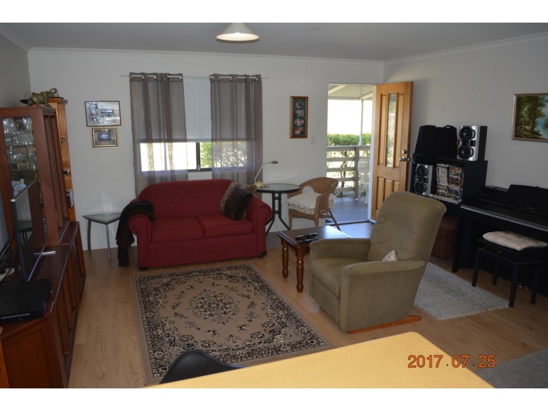 7 Gwen Street, Hivesville QLD 4612