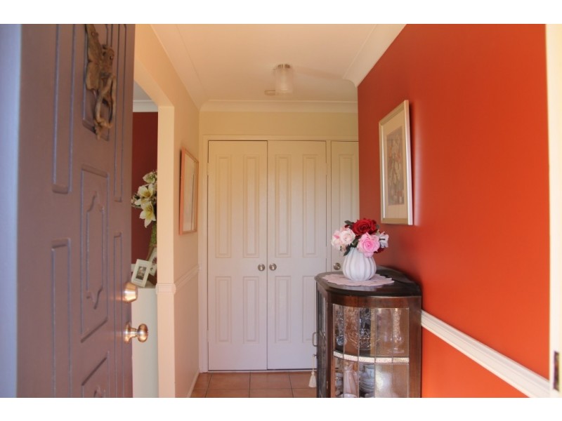 7 KURTELLEN CRESCENT, Kingaroy QLD 4610