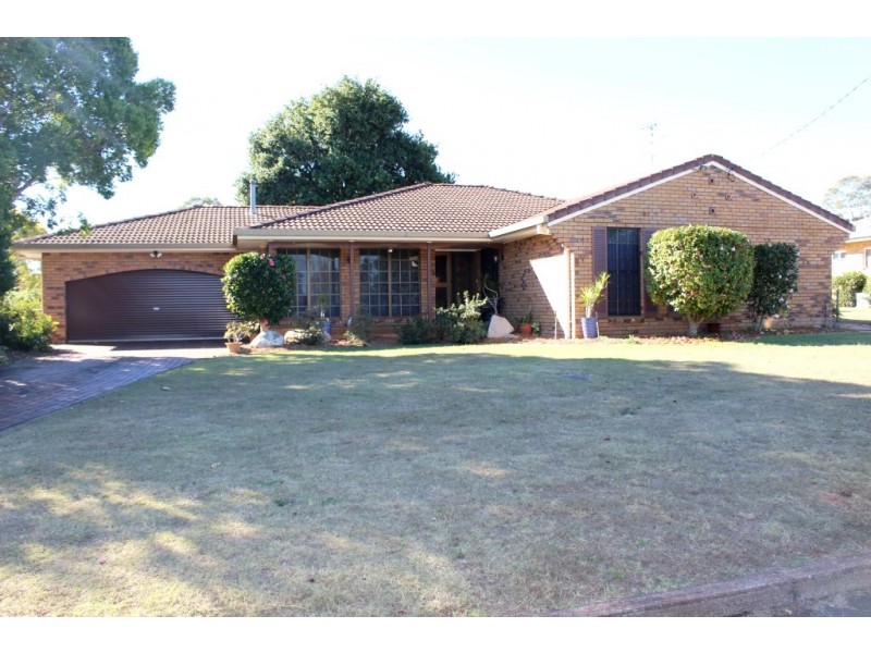 18a Coral Street, Kingaroy QLD 4610