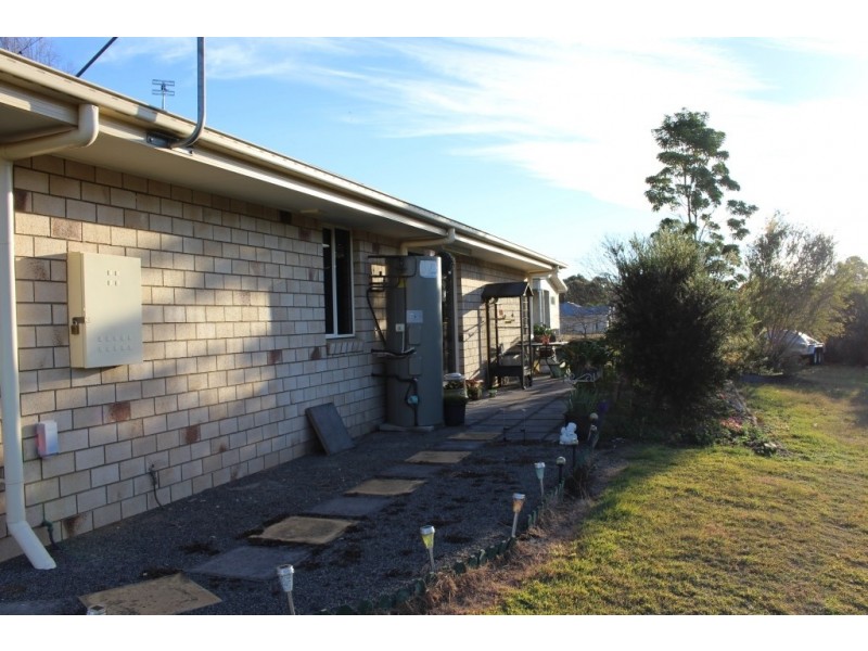45 Bunker Avenue, Nanango QLD 4615