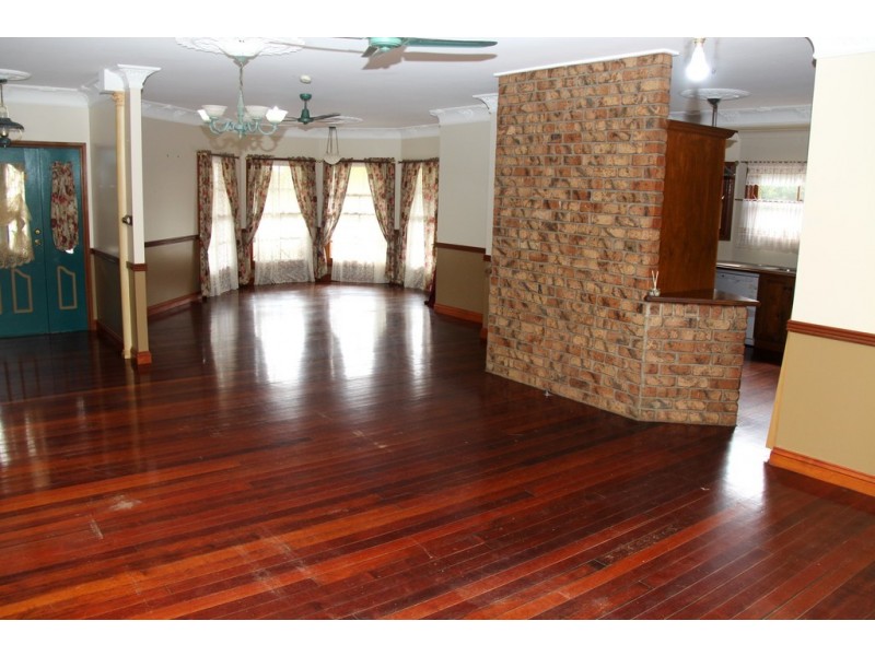 2 JONELLE STREET, Taabinga QLD 4610