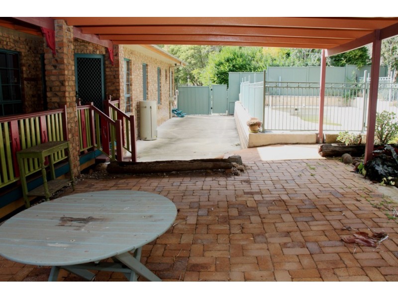 2 JONELLE STREET, Taabinga QLD 4610