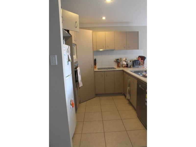 40 Parkside Drive, Kingaroy QLD 4610