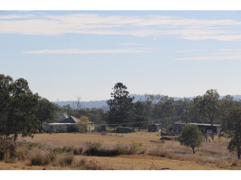 322 Mcauliffes, Kingaroy QLD 4610