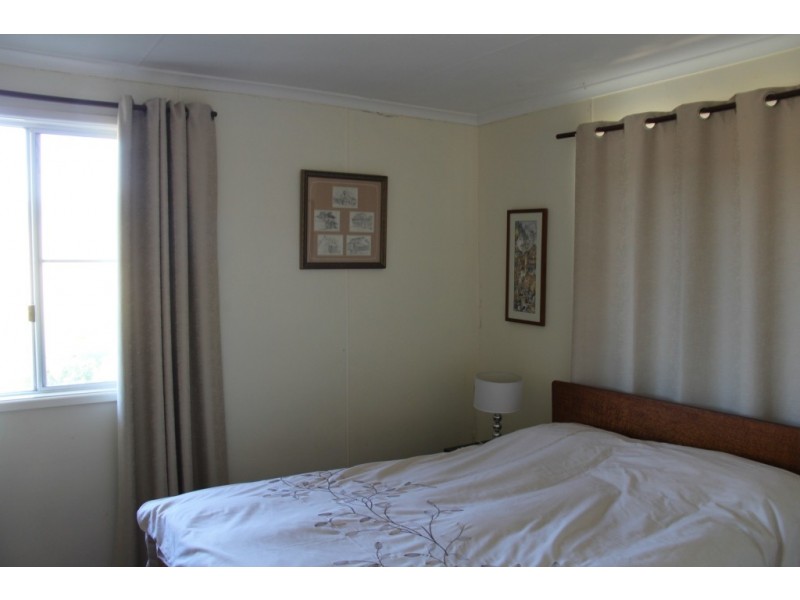 322 Mcauliffes, Kingaroy QLD 4610