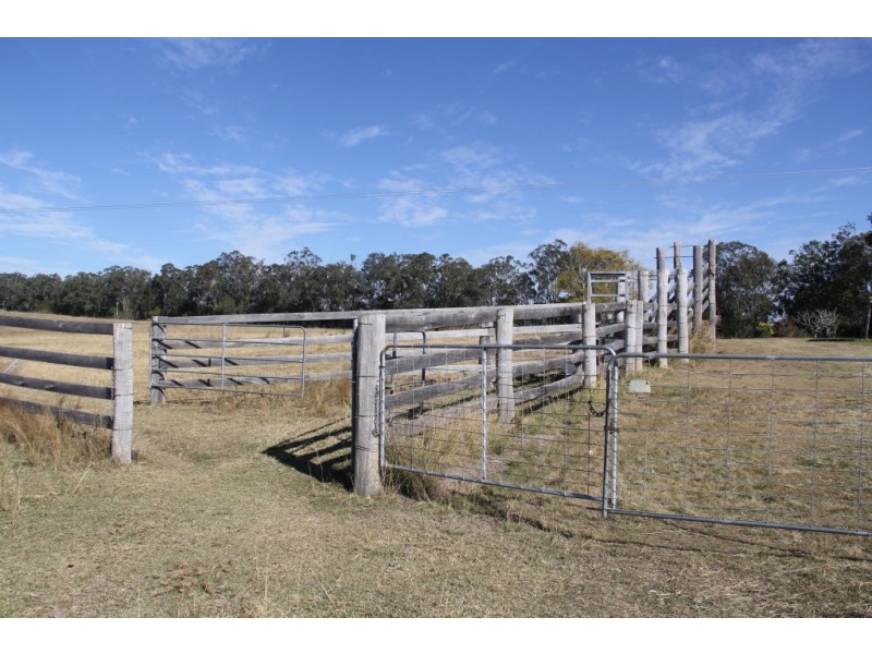 322 Mcauliffes, Kingaroy QLD 4610