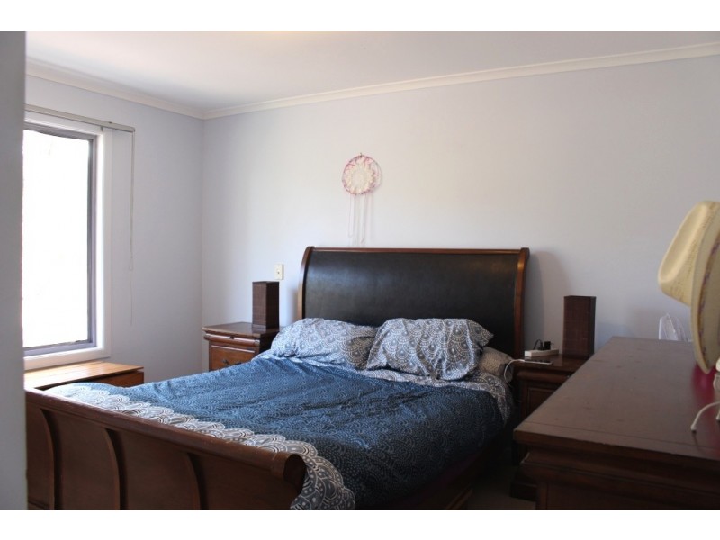 77 Carbeen Crescent, Nanango QLD 4615