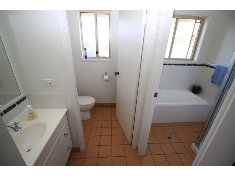 7 OLIVE GROVE, Kingaroy QLD 4610