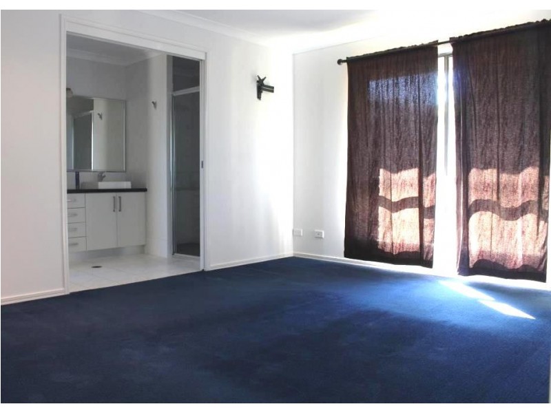 6 Bernard Crescent, Kingaroy QLD 4610