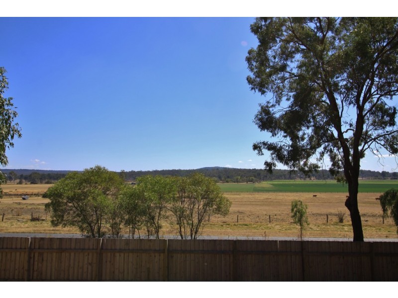 2 TRACE STREET, Brooklands QLD 4615