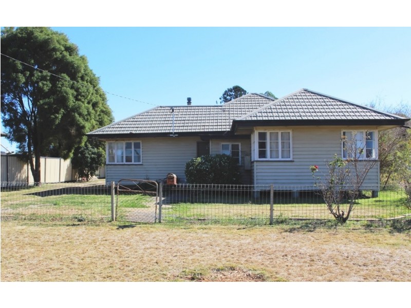 106 Alford Street, Kingaroy QLD 4610