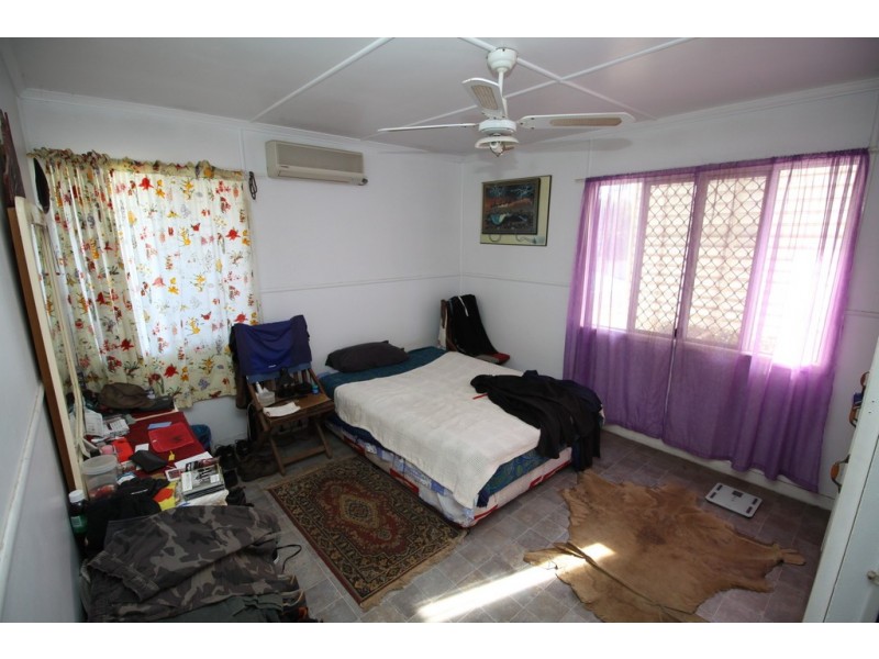 2 MURPHY STREET, Kingaroy QLD 4610