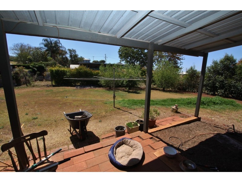 11 HOME STREET, Tingoora QLD 4608