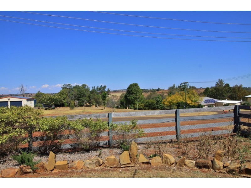 11 HOME STREET, Tingoora QLD 4608
