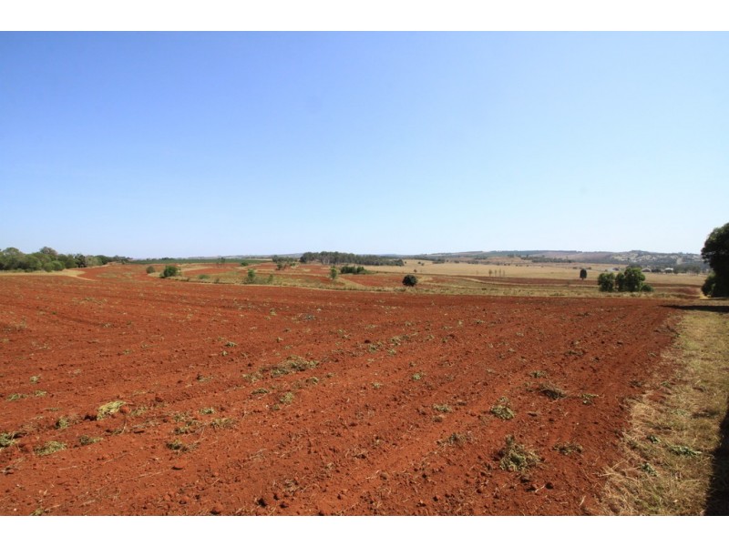 36 WELLERS ROAD, Wooroolin QLD 4608