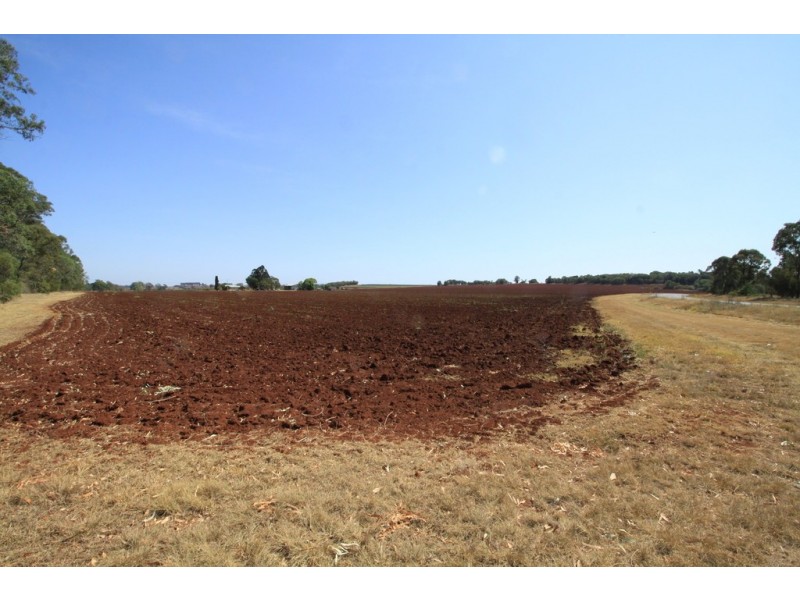 36 WELLERS ROAD, Wooroolin QLD 4608