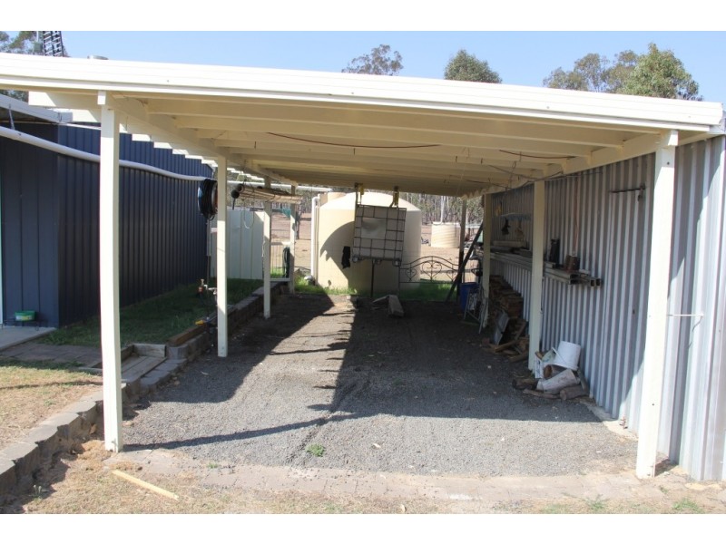 Wattle Camp QLD 4615