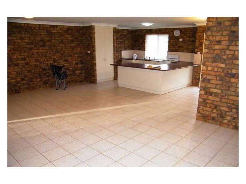 2 ROSEDALE STREET, Kingaroy QLD 4610
