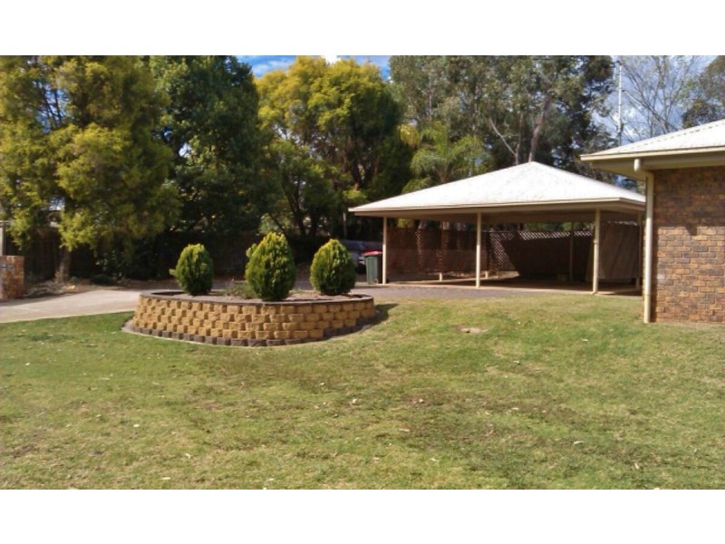 2 ROSEDALE STREET, Kingaroy QLD 4610