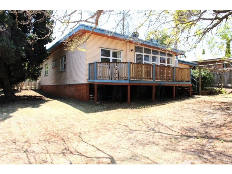 27 Macdiarmid street, Kingaroy QLD 4610