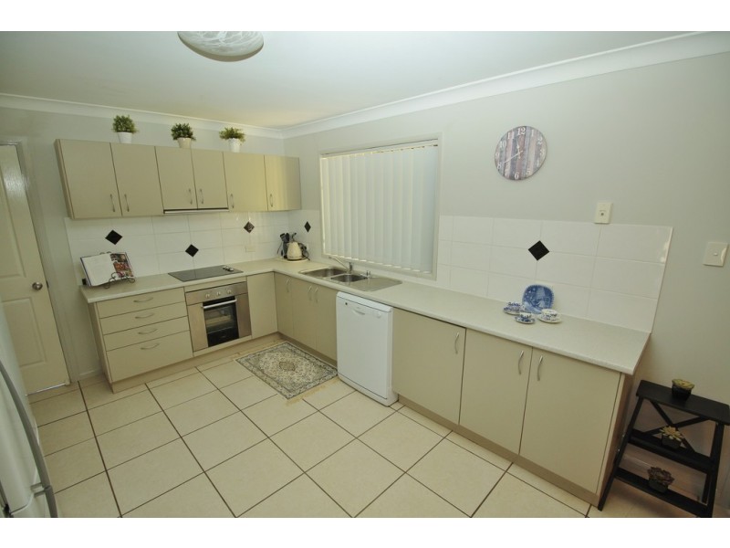 1/32-34 James Street, Kingaroy QLD 4610