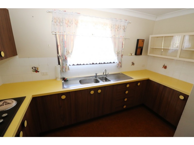 26 GLADYS STREET, Kingaroy QLD 4610