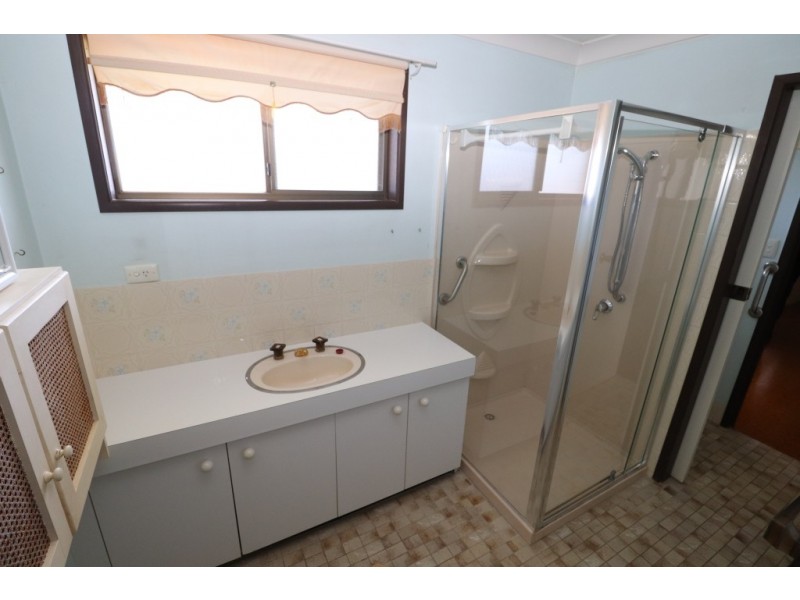 26 GLADYS STREET, Kingaroy QLD 4610