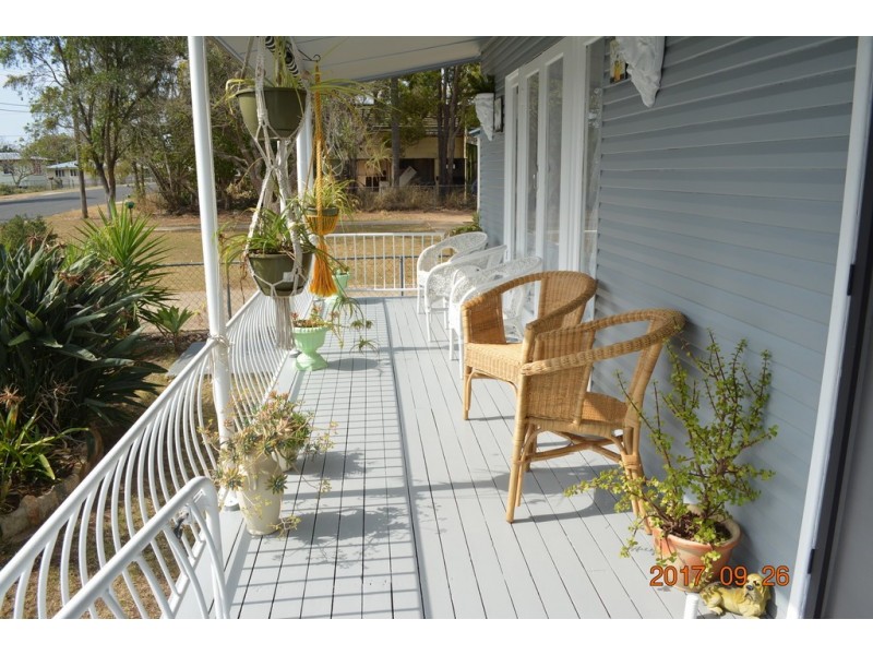 6 Smyth Street, Murgon QLD 4605