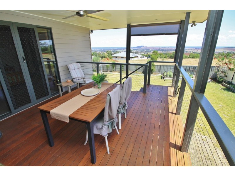 33 BRIDGEMAN PARADE, Kingaroy QLD 4610