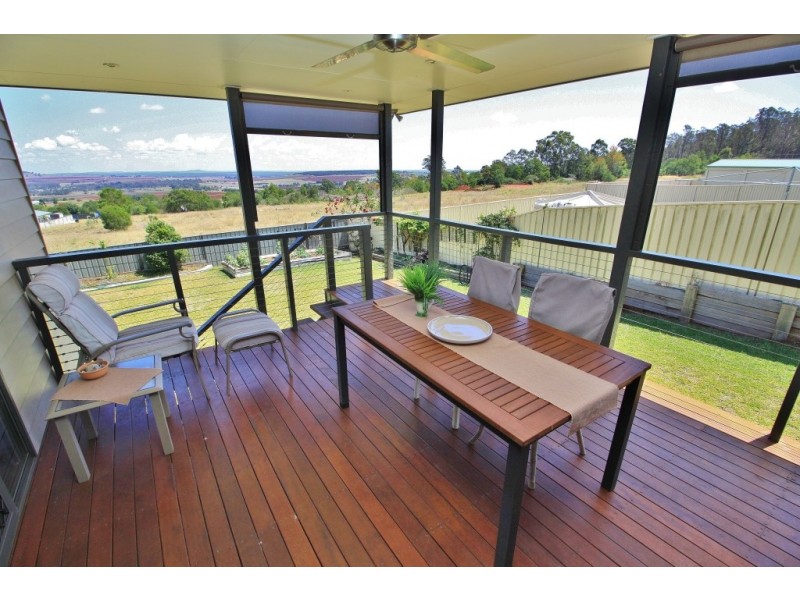 33 BRIDGEMAN PARADE, Kingaroy QLD 4610