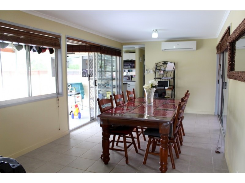 95 Wickham Street, Nanango QLD 4615