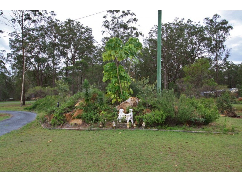 36 LORNA COURT, Blackbutt QLD 4306