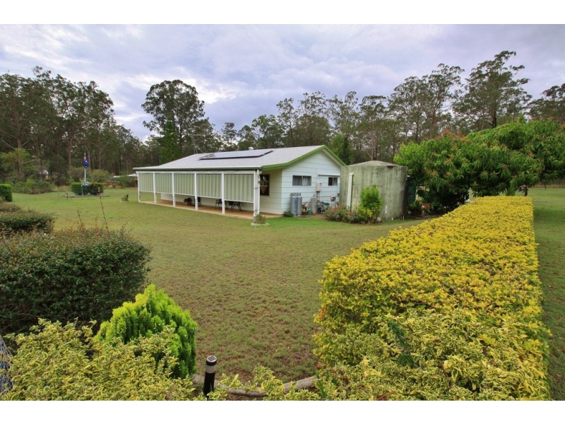36 LORNA COURT, Blackbutt QLD 4306